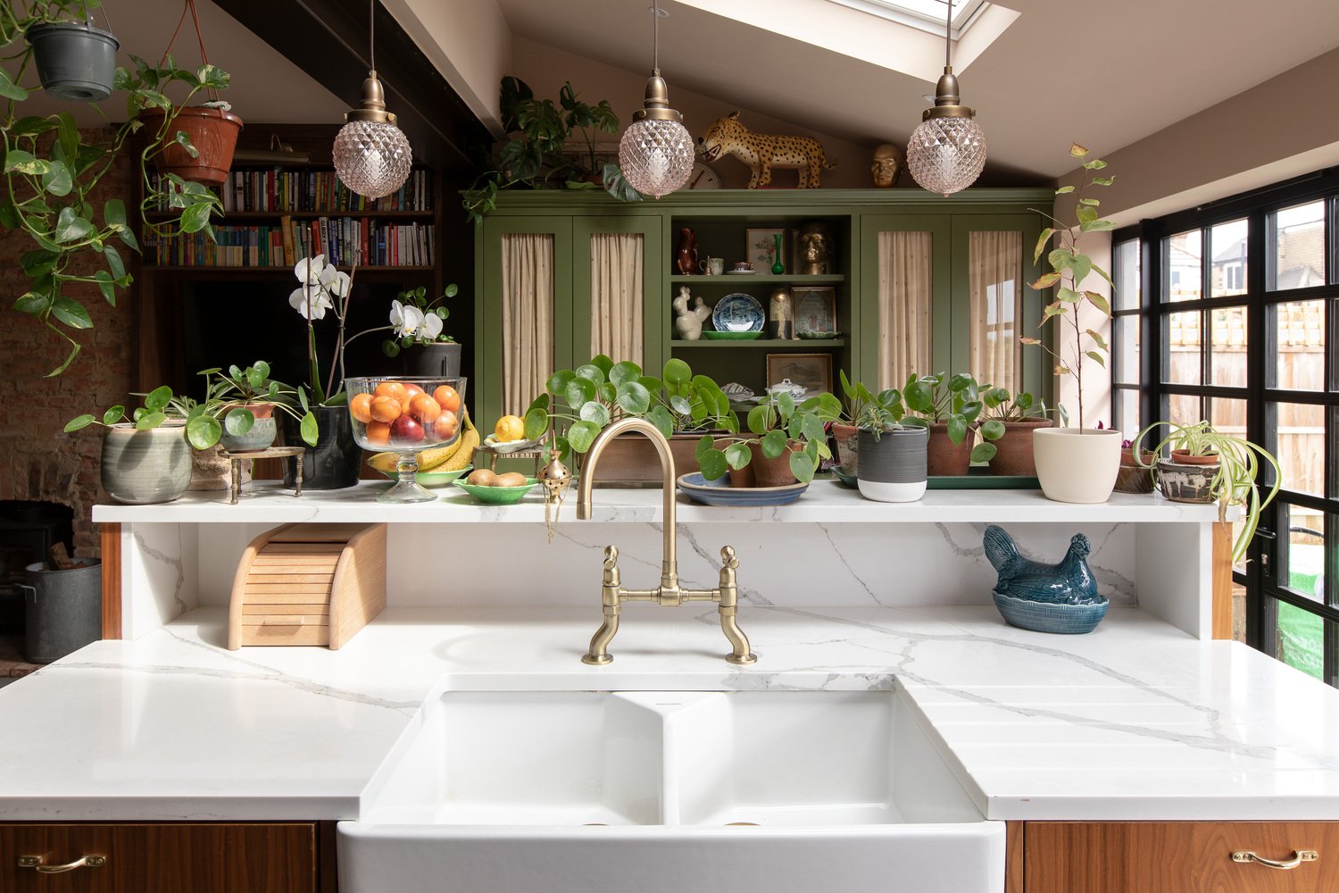 kitchen with personalized décor and indoor plants