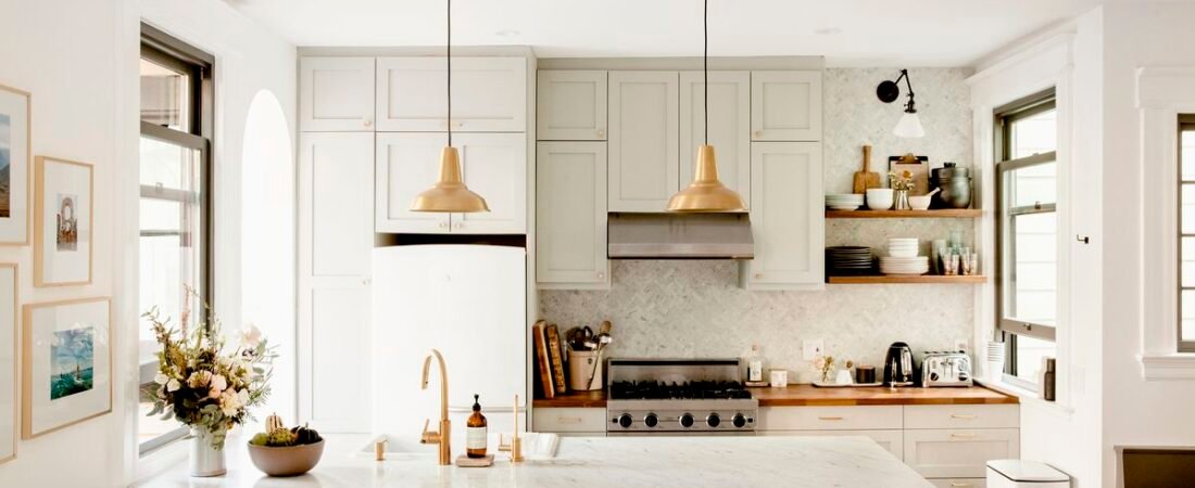 Best Backsplash Ideas for a Farmhouse-Style Kitchen