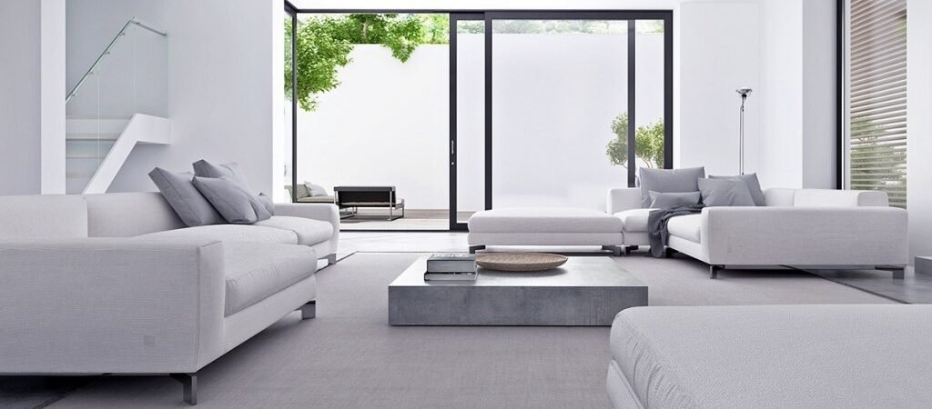 Minimalist Furniture Essentials: Creating a Clutter-Free Living Space