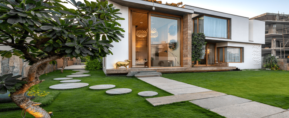 Stunning Home Exterior Design Trends 2025