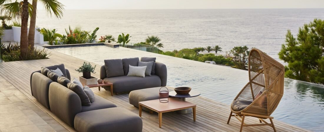 Vertical Storage Solutions: The Ultimate Guide to Utilizing Kitchen Walls